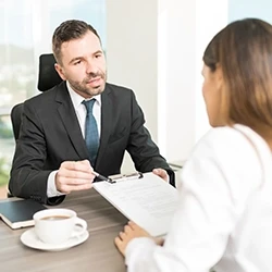 Employer and applicant discussing the pre-employment drug testing